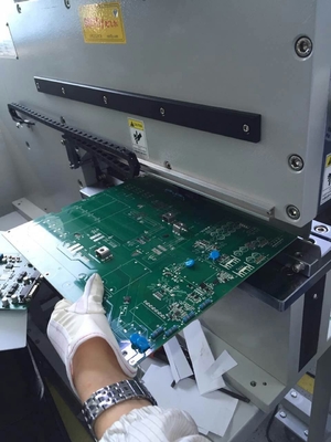 ISO9001 Machine de découpe de PCB V avec capacité de coupe à contre-fonction 480 mm