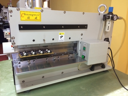 Machine de découpe pneumatique de PCB V avec lame linéaire en acier à grande vitesse 330 mm