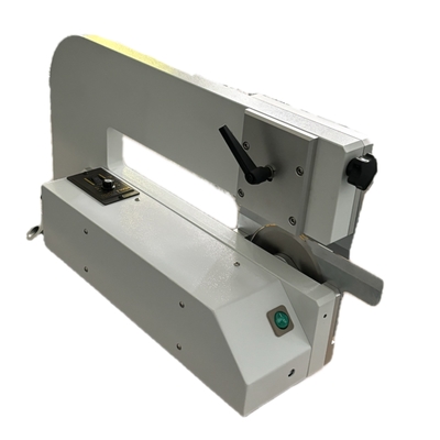 Machine de séparation de PCB à lame circulaire motorisée à haut rendement pour l'assemblage SMT PCBA