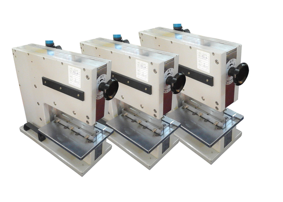Couper facilement les cartes métalliques avec la machine de découpe de PCB pneumatique à rainure en V CWVC-220