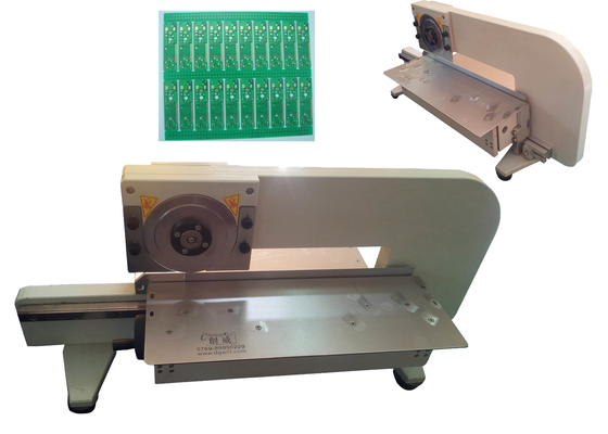 Fonctionnement entièrement automatique ou manuel avec la machine de séparation de PCB SMTfly-2M