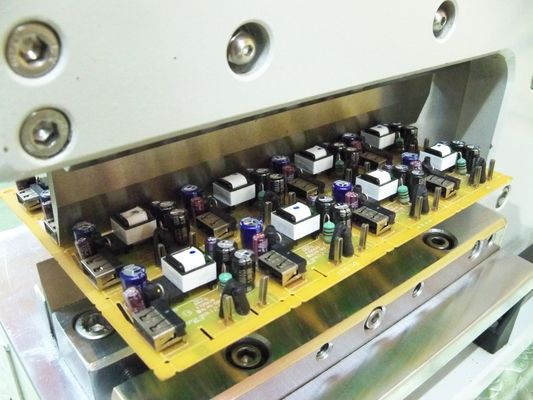 Machine à cisailler les PCB à coupe en V à action pneumatique avec commande par vanne électromagnétique
