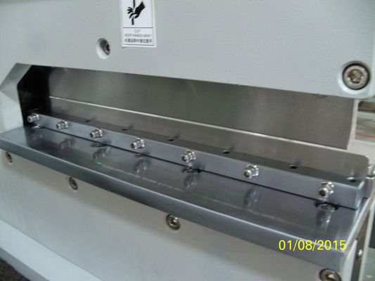 la carte PCB V de 10W L450mm Max Shearing a coupé la machine pour le panneau d'alun de LED, guillotine de carte PCB
