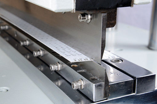 Machine de dépannage de PCB à coupe en V réglable pour des composants hauts jusqu'à 1 pouce
