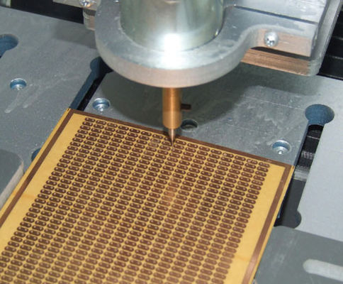 Séparateur de marquage complètement automatique de carte PCB de V-coupe de machine de V sur des panneaux de carte PCB