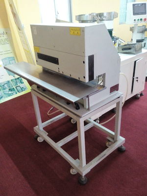 GMC L780mm a motorisé la carte PCB linéaire V de lame a coupé le coupeur de cisaillement de la machine/carte PCB
