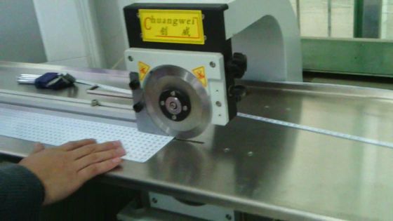 Routeur de ajustement automatique de carte PCB Depanelizer Smt de la fenêtre 7 L430mm