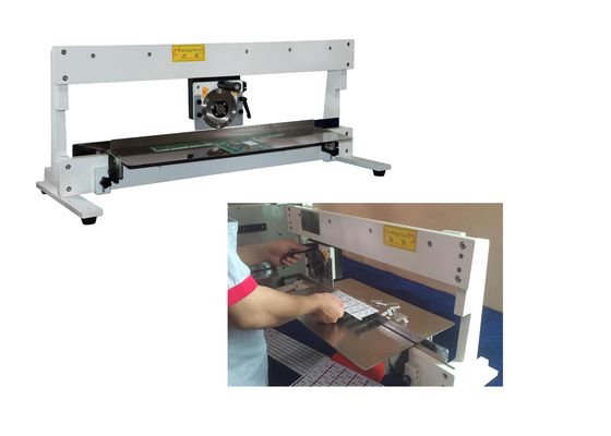 Machine de séparation de PCB réglable à distance et vitesse de lame pour la découpe précise